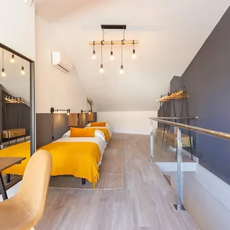 Duplex With Terrace Near Bcn Apartamento Terrassa Exterior foto