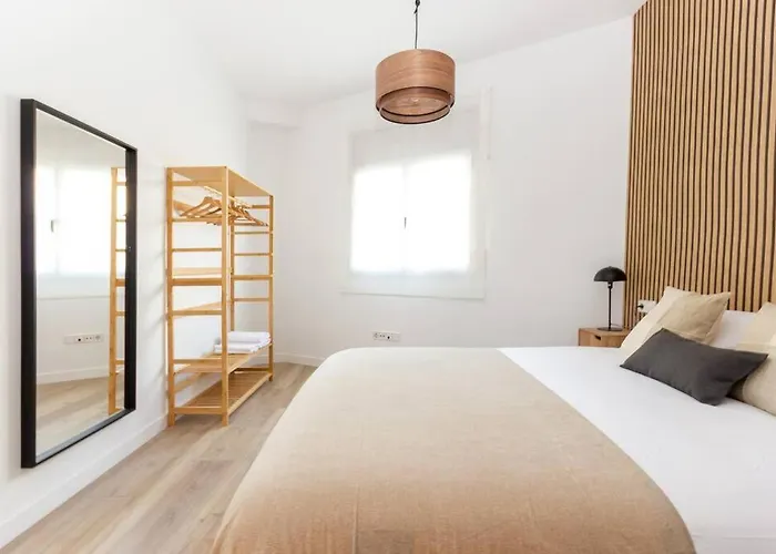 Duplex With Terrace Near Bcn