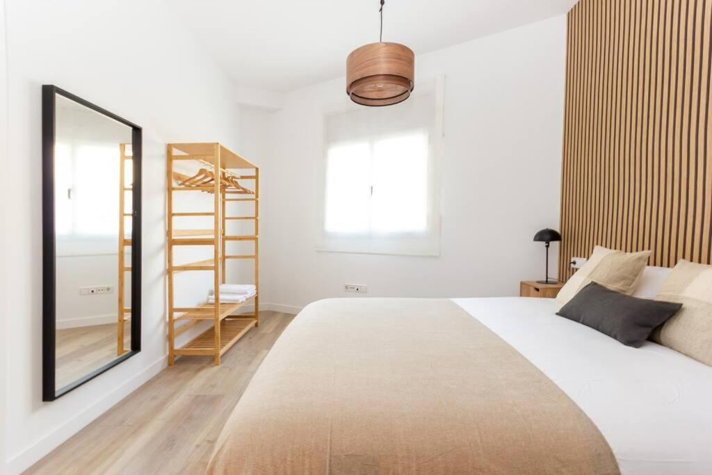 Duplex With Terrace Near Bcn * Terrassa