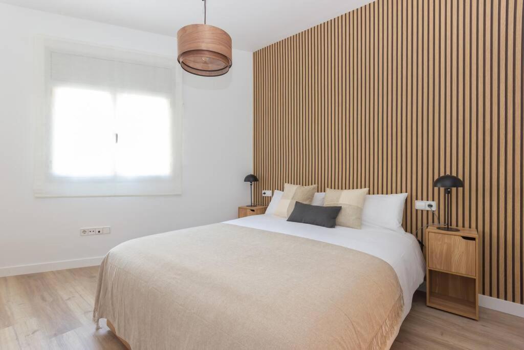 Duplex With Terrace Near Bcn Apartment
